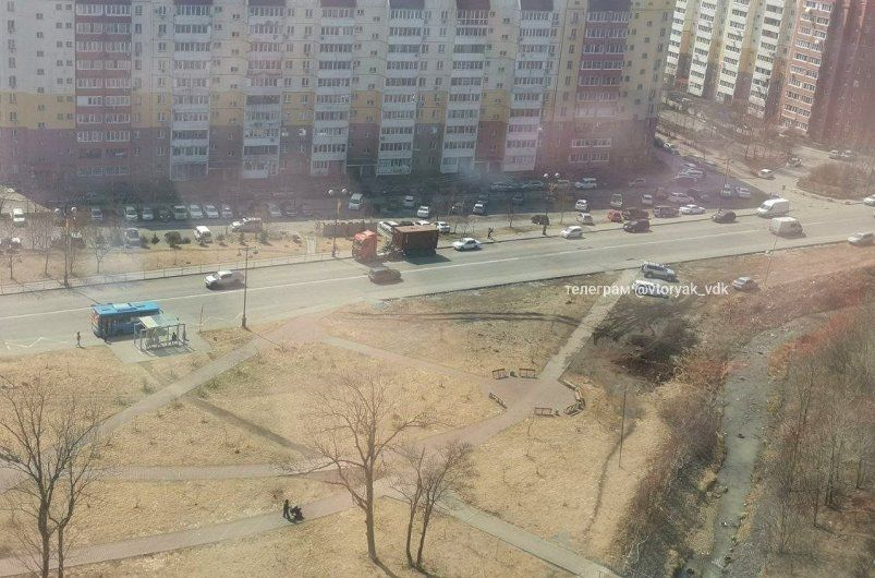 "Они в адеквате?": выходки водителей в крупном районе Владивостока ошарашили народ