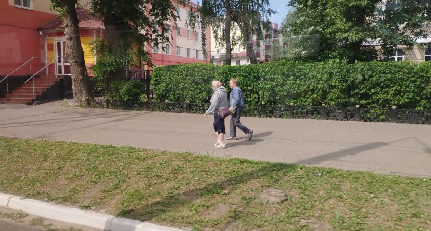Пенсионный возраст снизят сразу на 5 лет – для тех, кто отработал 15 лет и более: таблица