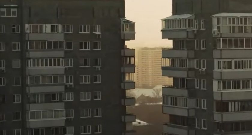 Зачем в СССР панельные дома облицовывали маленькими стеклянными плитками?