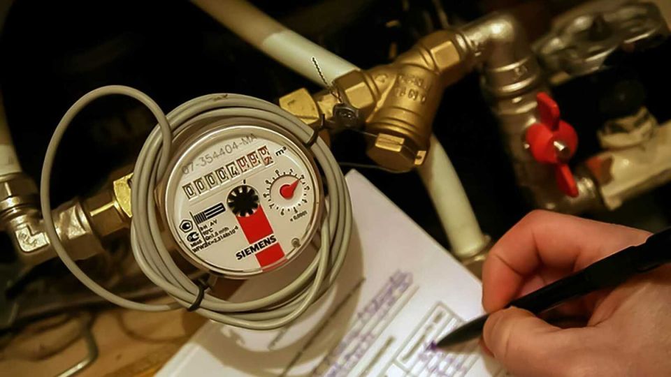 Простая поверка или мошенничество? Как гражданам предъявляют необоснованные счета