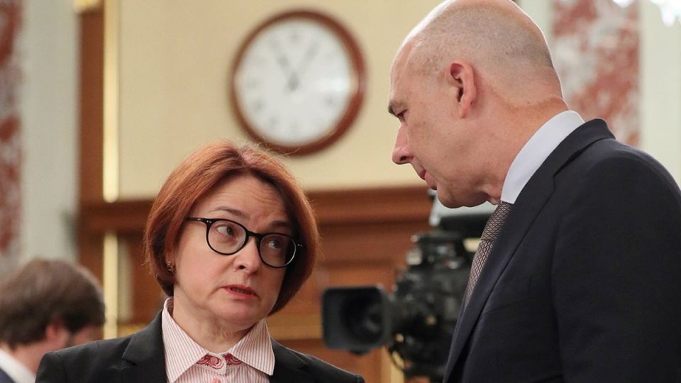 Перспективы обесценивания рубля: когда стоит готовиться к экономическим переменам?