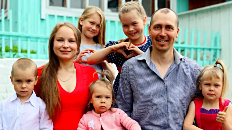 Единое пособие для многодетных: как получить поддержку без официального дохода?