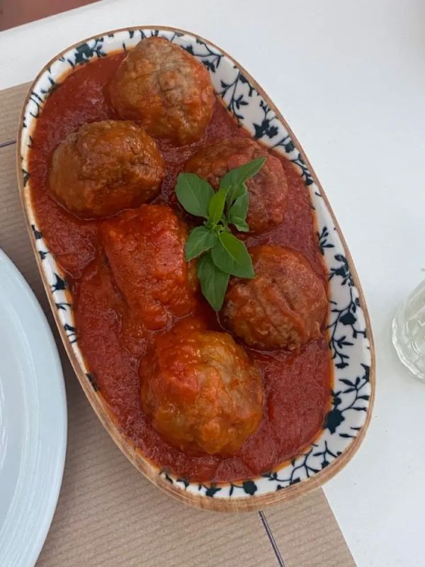 Забытые рецепты советской кухни: рыбные фрикадельки в томатном соусе