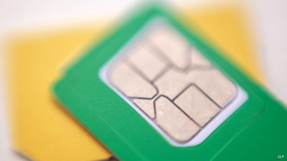 Путин подписывает новые законы: штрафы, пенсии и изменения в образовании