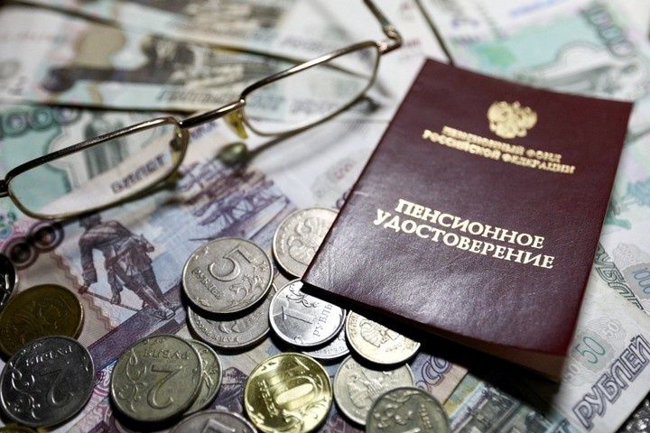 Пенсии для пожилых: новая идея усилить фиксированные выплаты после 70 и 80 лет