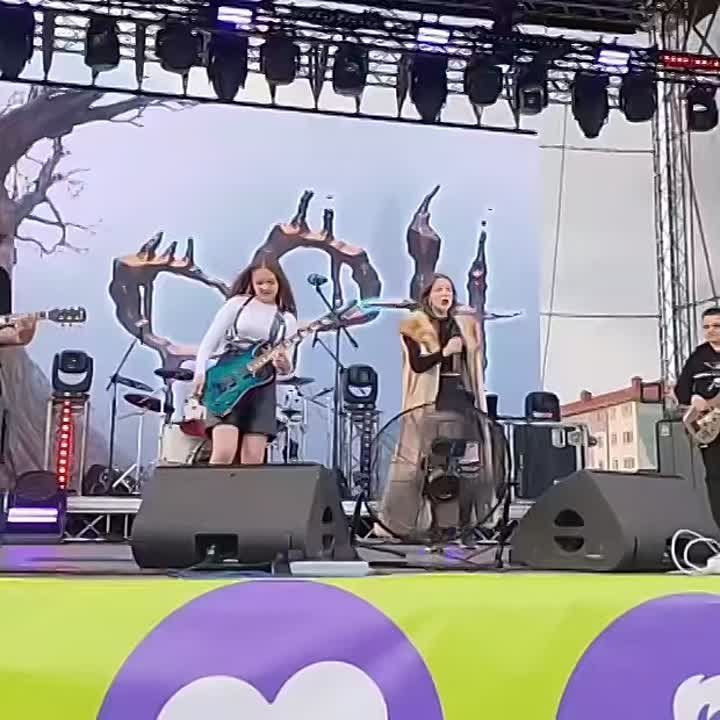  &quot;&quot;     