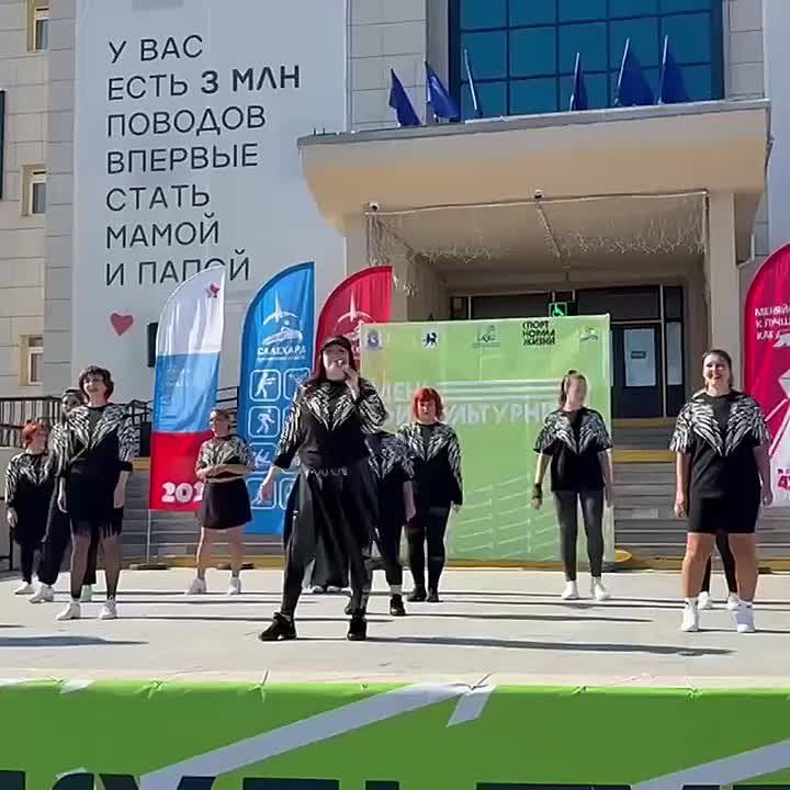         !      ,   ,    