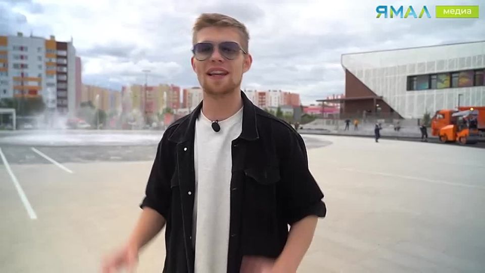   !.     ! -,                 !
