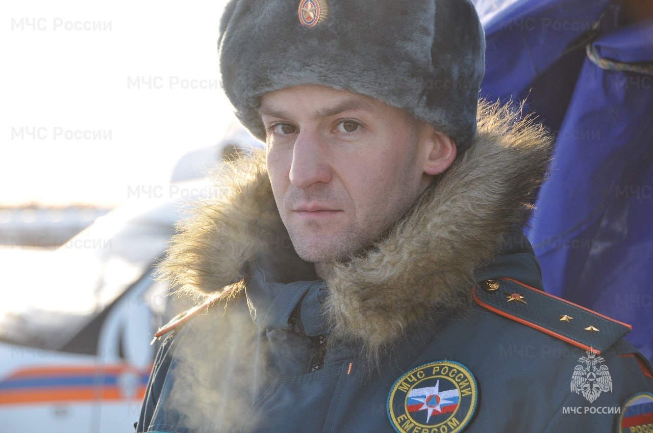 В 2025 году звание лучшего пожарного Ямала получил 28-летний мастер-пожарный специализированной пожарно-спасательной части Сергей Смый В 2025 году звание лучшего пожарного Ямала получил 28-летний мастер-пожарный специализированной пожарно-спасательной части Сергей Смый