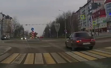 Автоинспекторы Ноябрьска выявили нарушителя благодаря социальным сетям