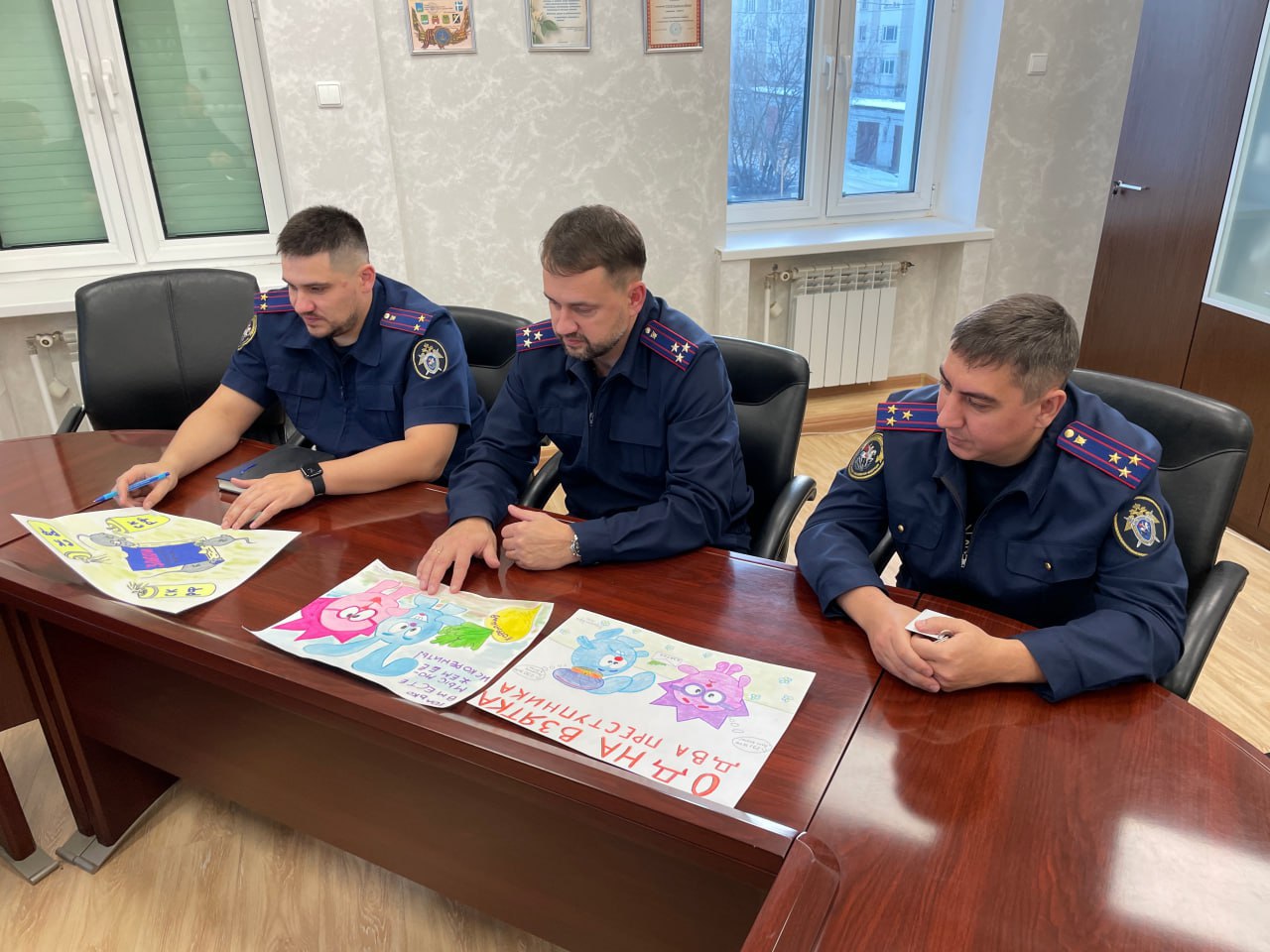 В следственном управлении СК России по ЯНАО завершен региональный этап конкурса рисунков к Международному дню борьбы с коррупцией В следственном управлении СК России по ЯНАО завершен региональный этап конкурса рисунков к Международному дню борьбы с коррупцией