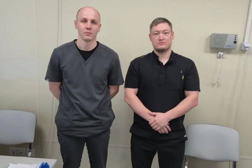 Врачи Салехардской окружной клинической больницы командированы в Волноваху