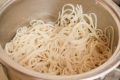 Соус, который спасет даже переваренную пасту: находка для хозяек