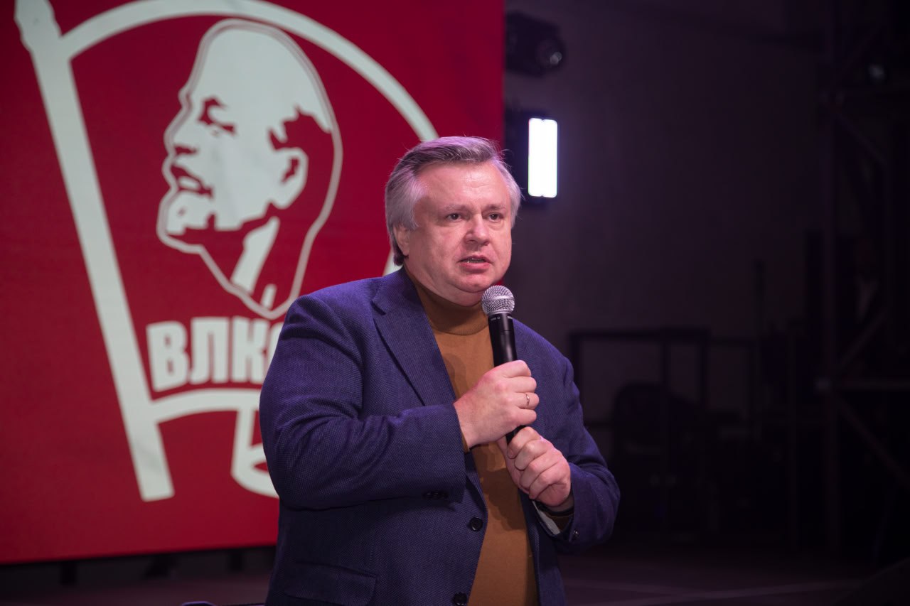 В рамках юбилея Нового Уренгоя в город приглашены три десятка ветеранов — активистов комсомольского движения В рамках юбилея Нового Уренгоя в город приглашены три десятка ветеранов — активистов комсомольского движения