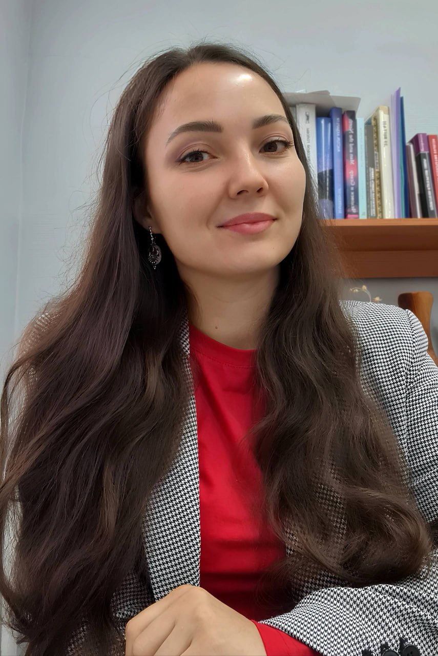 «Красный север» в Москве: картина ямальской художницы будет представлена на фестивале современного искусства «Время, вперед!»