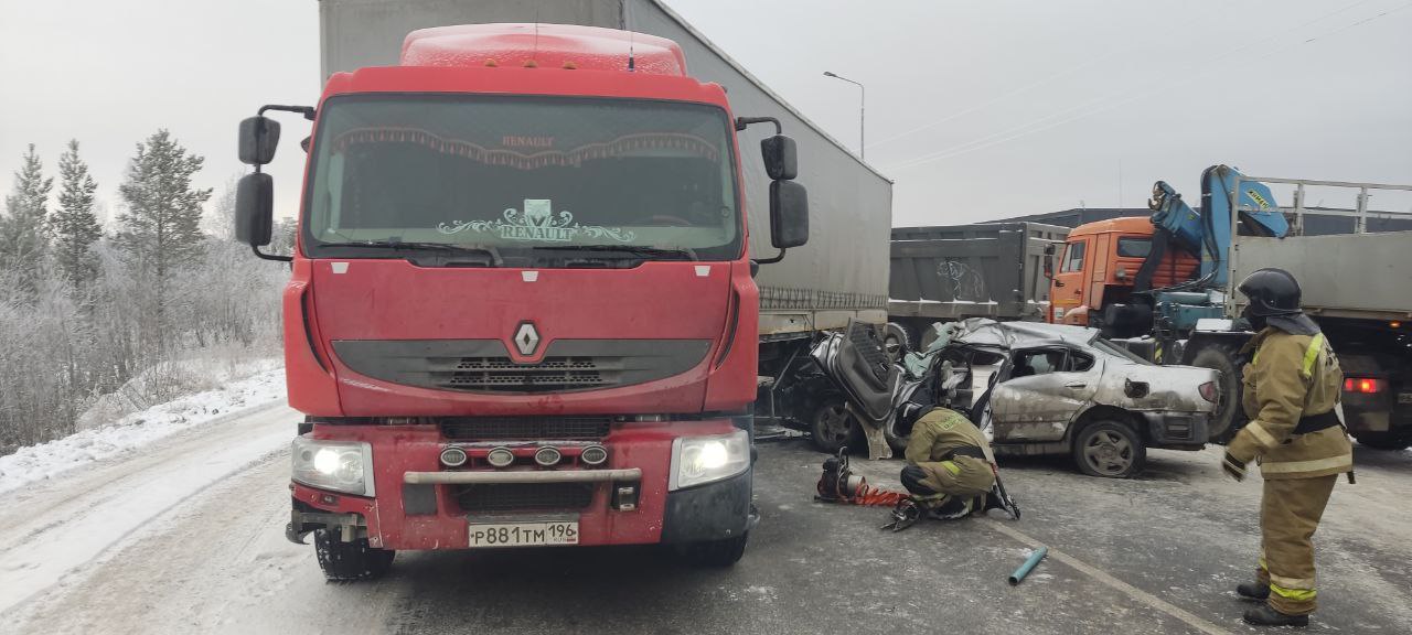 ДТП на дороге Сургут-Салехард: есть пострадавший ДТП на дороге Сургут-Салехард: есть пострадавший