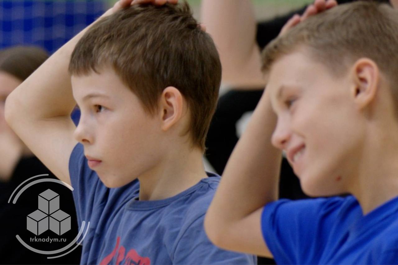 В зале спортивной школы «Арктика» для юных надымчан проходил мастер-класс от бронзового призёра Чемпионата Мира и Чемпиона Европы Дмитрия Двали В зале спортивной школы «Арктика» для юных надымчан проходил мастер-класс от бронзового призёра Чемпионата Мира и Чемпиона Европы Дмитрия Двали