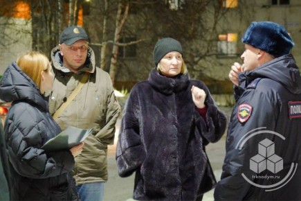 В Надыме состоялся рейд по оценке безопасности пешеходных переходов вблизи образовательных учреждений