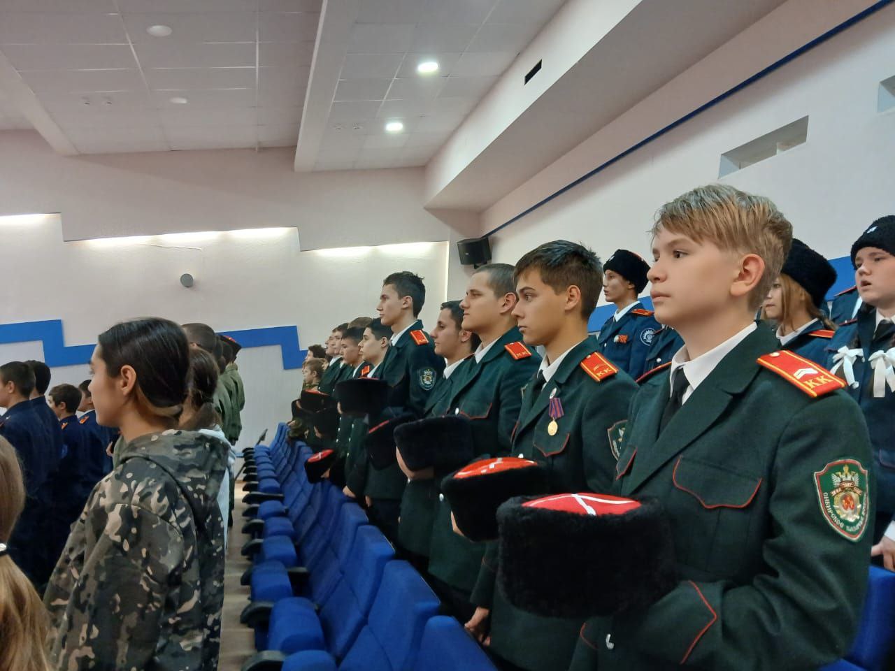 Юные казаки Нового Уренгоя участвуют в профильной патриотической смене кадетов казачьих классов в Ноябрьске Юные казаки Нового Уренгоя участвуют в профильной патриотической смене кадетов казачьих классов в Ноябрьске