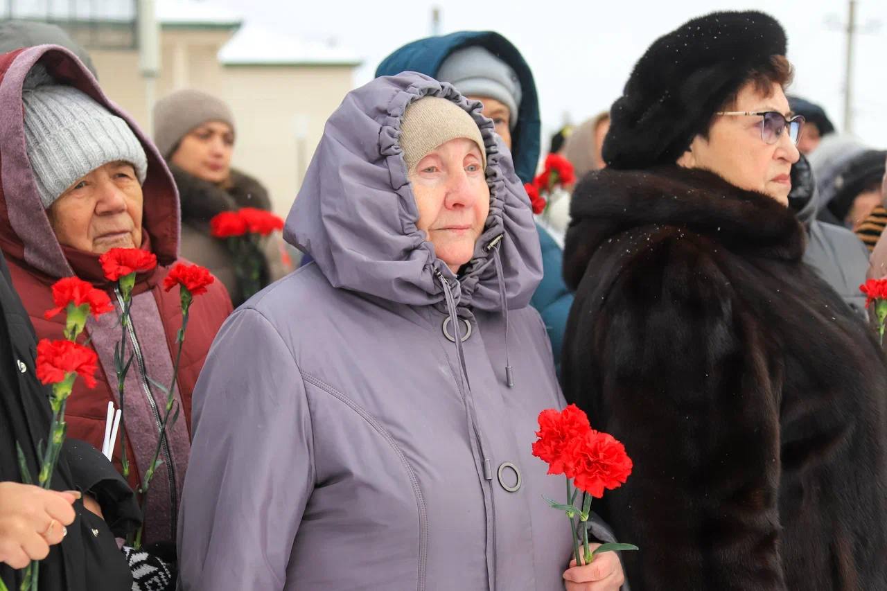 Салехардцы почтили память жертв политических репрессий Салехардцы почтили память жертв политических репрессий