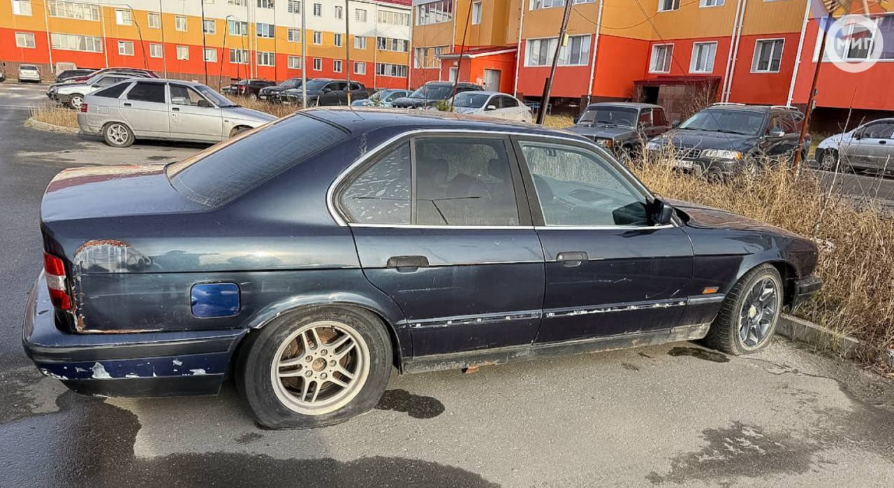 С начала года со дворов Ноябрьска убраны 15 бесхозных автомобилей С начала года со дворов Ноябрьска убраны 15 бесхозных автомобилей