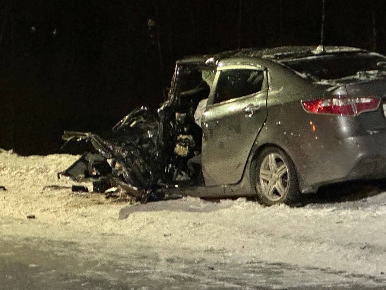 В Салехарде ДТП — столкнулись автобус и легковушка