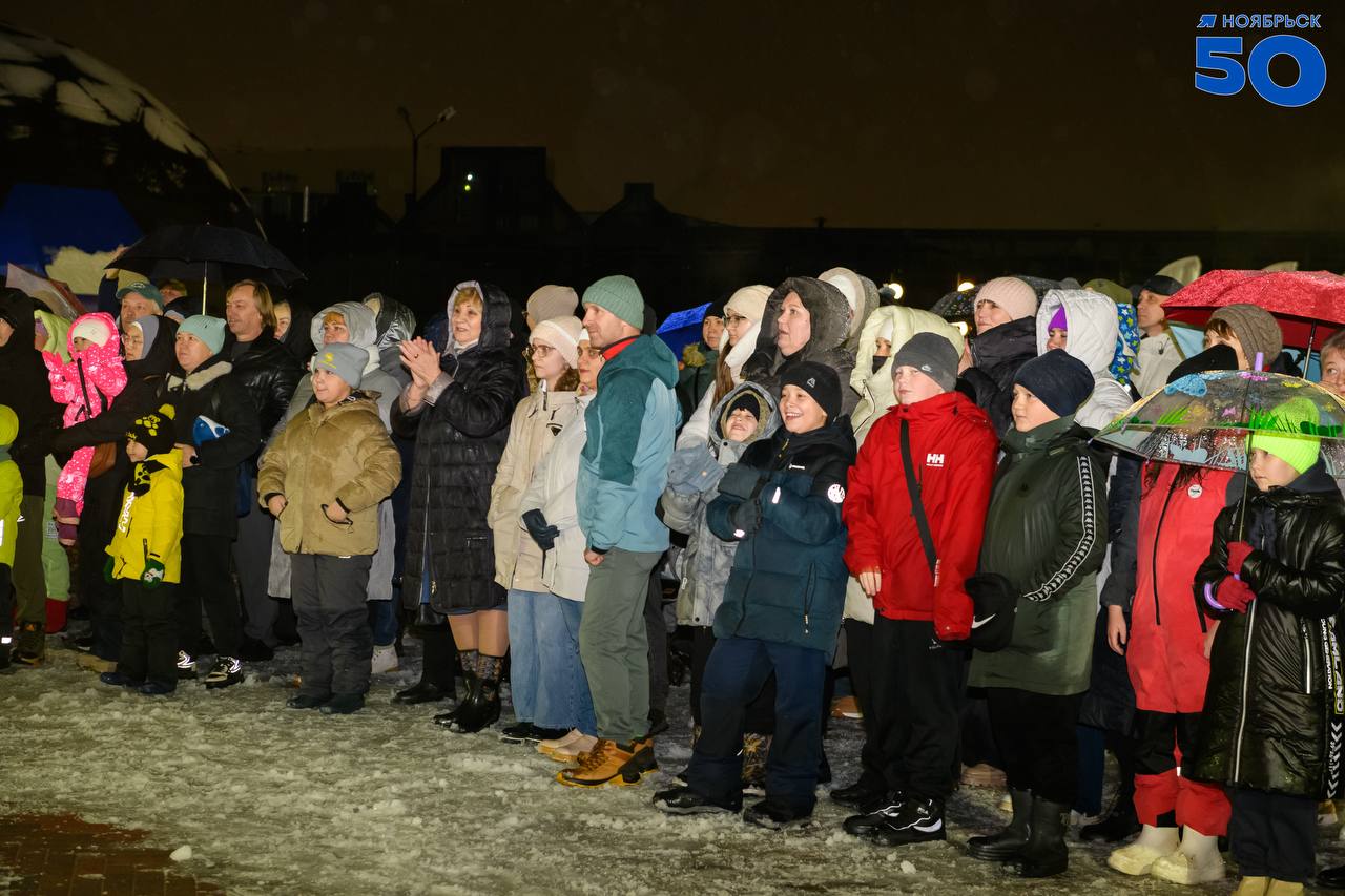 Стильно, современно и комфортно, так выглядит новое общественное пространство, которое появилось вокруг озера Безымянного Стильно, современно и комфортно, так выглядит новое общественное пространство, которое появилось вокруг озера Безымянного