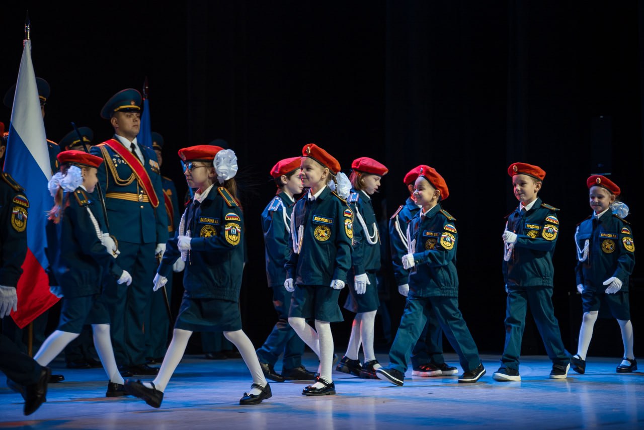 Алексей Титовский: Кадетское движение Салехарда молодеет Алексей Титовский: Кадетское движение Салехарда молодеет