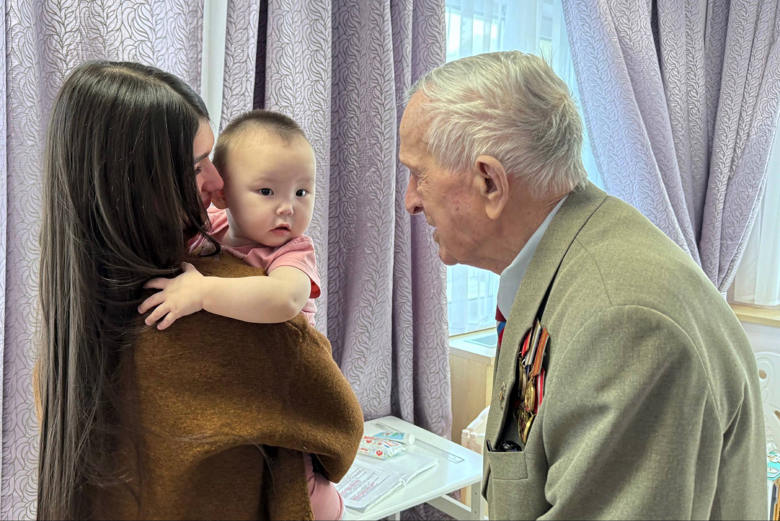 Объединяя поколения: когда история говорит сердцем Объединяя поколения: когда история говорит сердцем