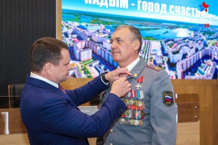 В этом году звание Почетного гражданина Надымского района присвоено Андрею Владимировичу Баландину