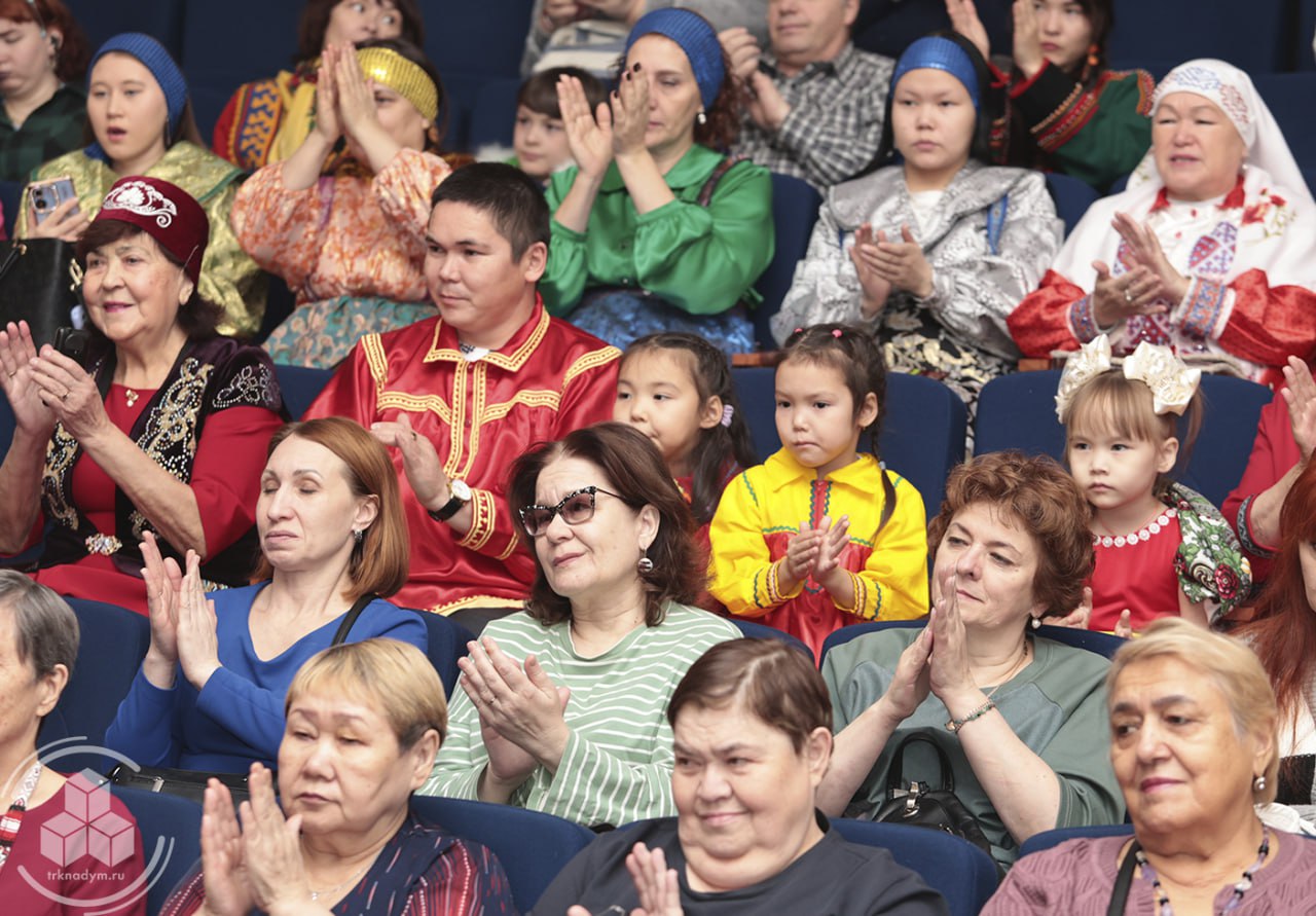 В ДШИ №2 прошёл праздничный концерт «Единая Россия — единая страна», посвящённый Дню народного единства В ДШИ №2 прошёл праздничный концерт «Единая Россия — единая страна», посвящённый Дню народного единства