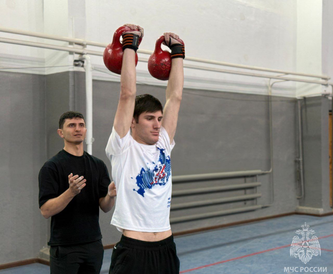 В Новом Уренгое прошли соревнования по гиревому спорту среди подразделений 3 пожарно-спасательного отряда В Новом Уренгое прошли соревнования по гиревому спорту среди подразделений 3 пожарно-спасательного отряда