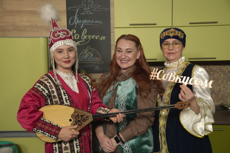 «Дружба народов» - это не просто фраза! Это отношения между людьми разных национальностей, основанные на взаимном доверии, искренности и интересе к культуре друг друга