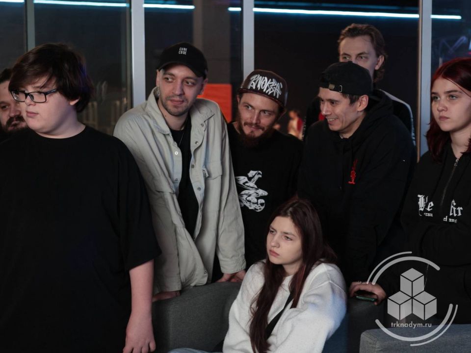 Второй день фестиваля уличной культуры «Пластилин» прошёл сегодня в роллер-парке «Адреналин» — и снова зарядил участников мощной энергией творчества и драйва! Второй день фестиваля уличной культуры «Пластилин» прошёл сегодня в роллер-парке «Адреналин» — и снова зарядил участников мощной энергией творчества и драйва!