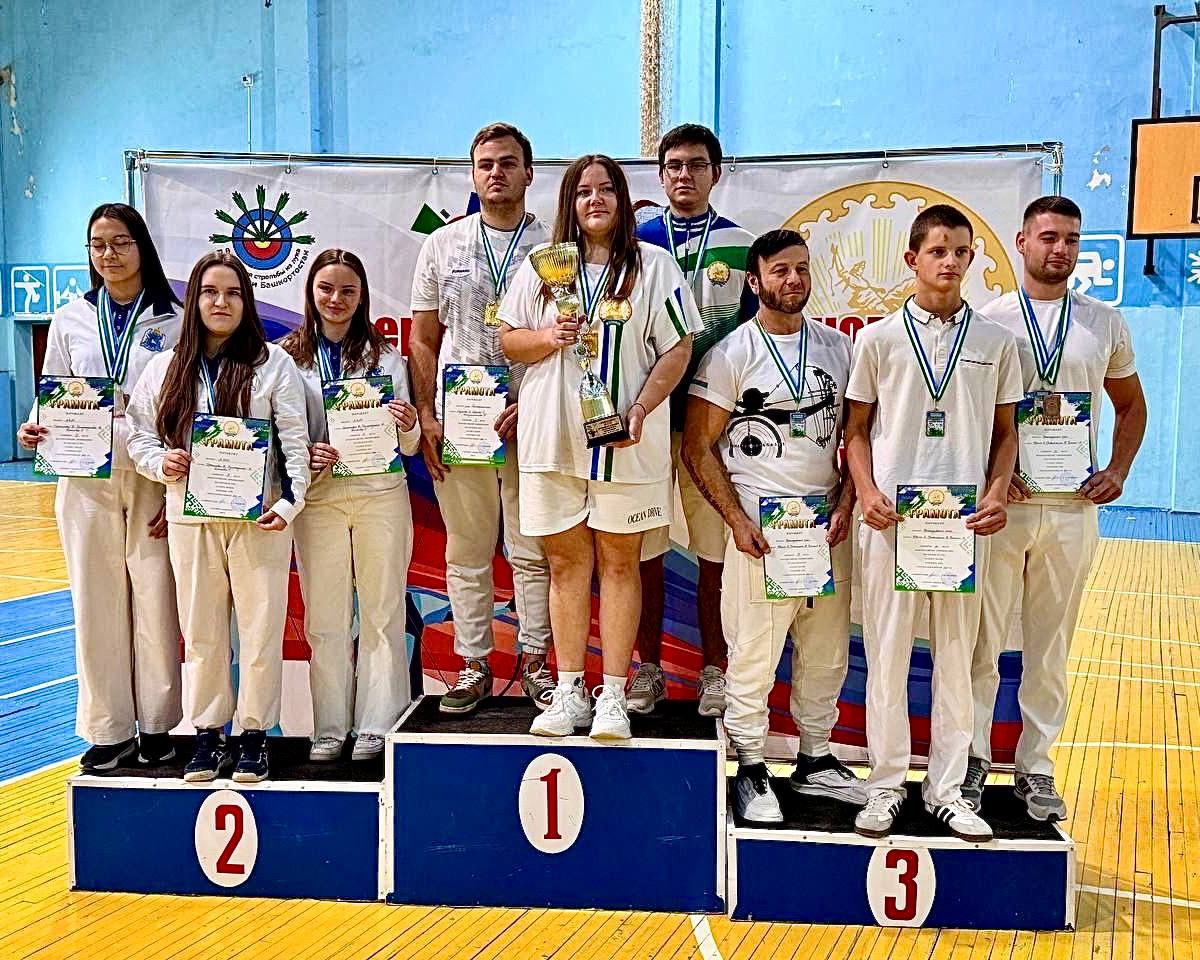 Ямальские лучницы вновь на пьедестале всероссийских соревнований Ямальские лучницы вновь на пьедестале всероссийских соревнований