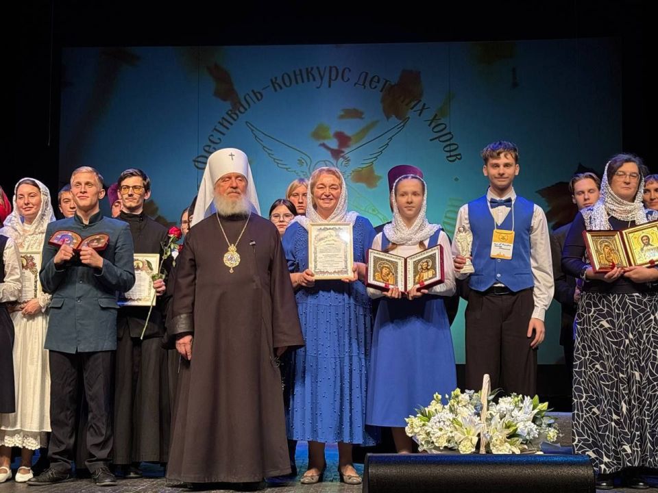 Хор средних и старших классов Новоуренгойской Православной гимназии имени святителя Филофея, митрополита Тобольского удостоен звания лауреата XXIX фестиваля-конкурса «Духовная песнь Православной Сибири»