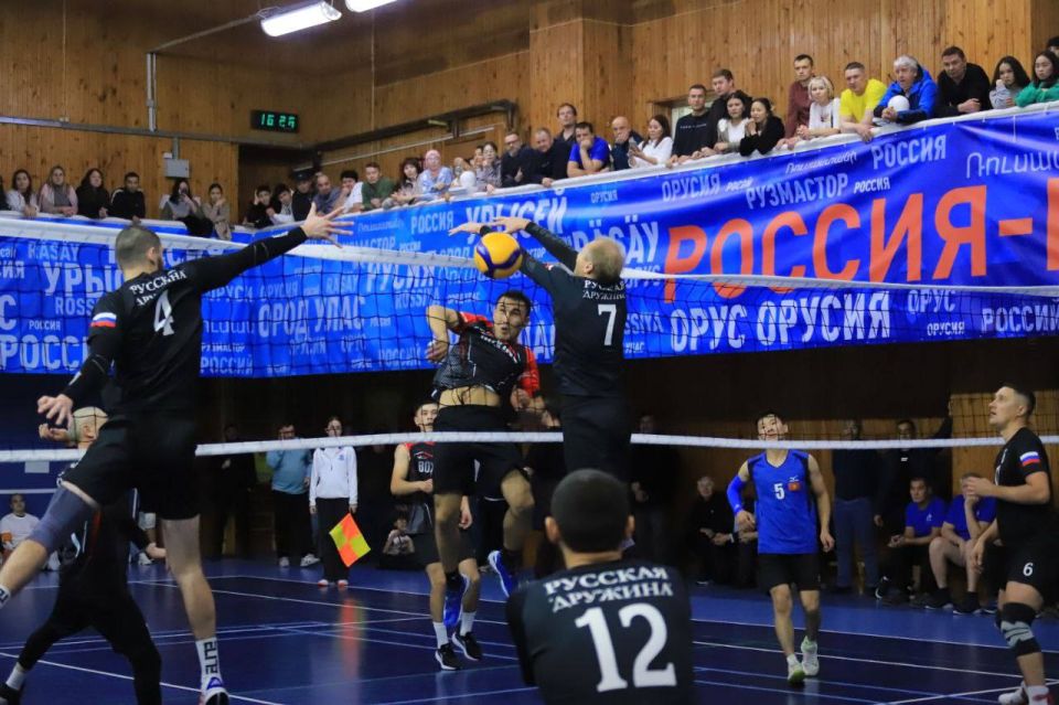 Волейбольный турнир Дружбы на Кубок главы города завершился Волейбольный турнир Дружбы на Кубок главы города завершился