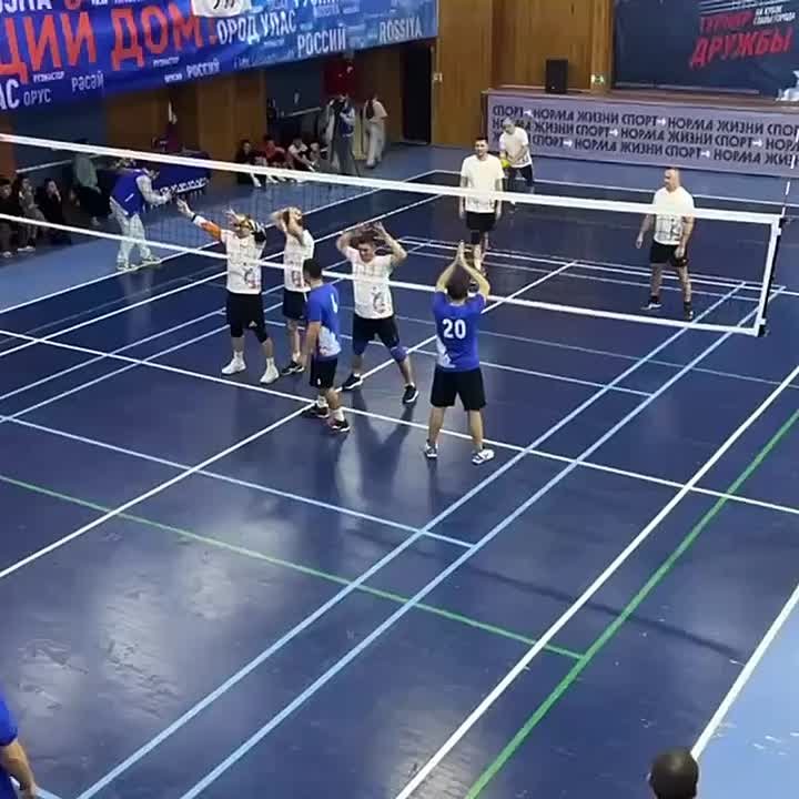 Было суперспортивно. Зал ревел от восторга и эмоций