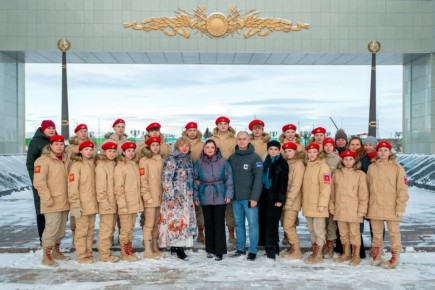 Алексей Титовский: Сегодня вместе с юнармейцами нашего города, руководителем исполкома Общероссийского общественного гражданско-патриотического движения «Бессмертный полк России» Натальей Шадриной и руководителем...