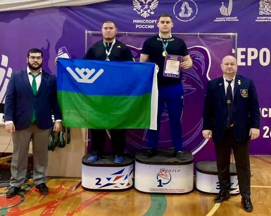 Ямальские пауэрлифтеры завоевали пять медалей на первенстве Урала