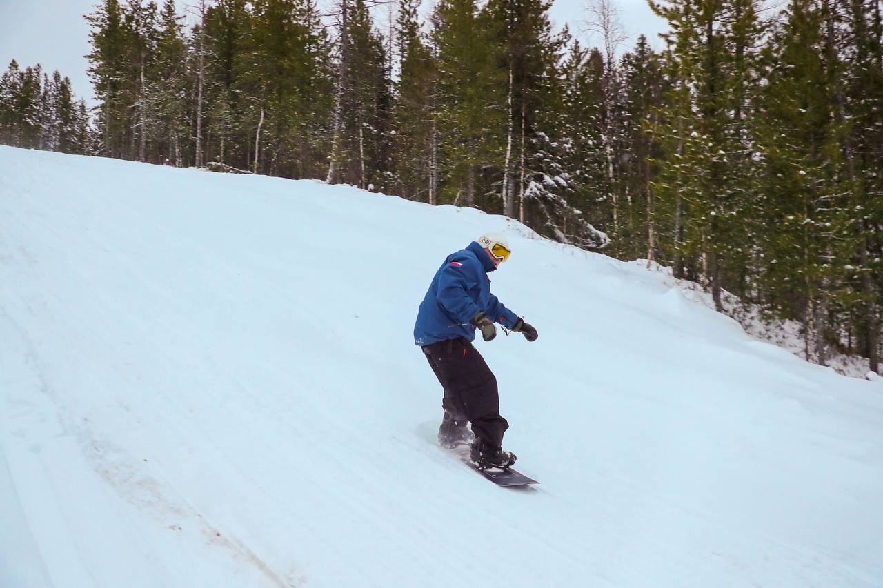 Завершили строительство канатной дороги на склоне в районе центра экстремальных видов спорта «Экстрим» Завершили строительство канатной дороги на склоне в районе центра экстремальных видов спорта «Экстрим»