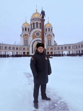 Капитан полиции из Салехарда Дмитрий Борисенко представляет Ямал на всероссийском конкурсе «Народный участковый-2025»