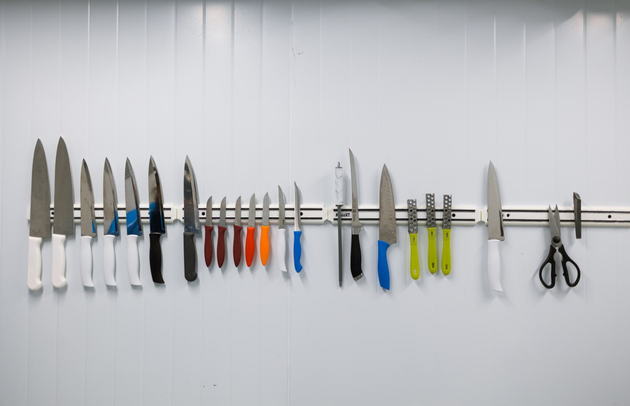 Семейная переработка рыбы. Съемочная группа ГТРК «Ямал» побывала на молодом салехардском предприятии по рыбопереработке Семейная переработка рыбы. Съемочная группа ГТРК «Ямал» побывала на молодом салехардском предприятии по рыбопереработке