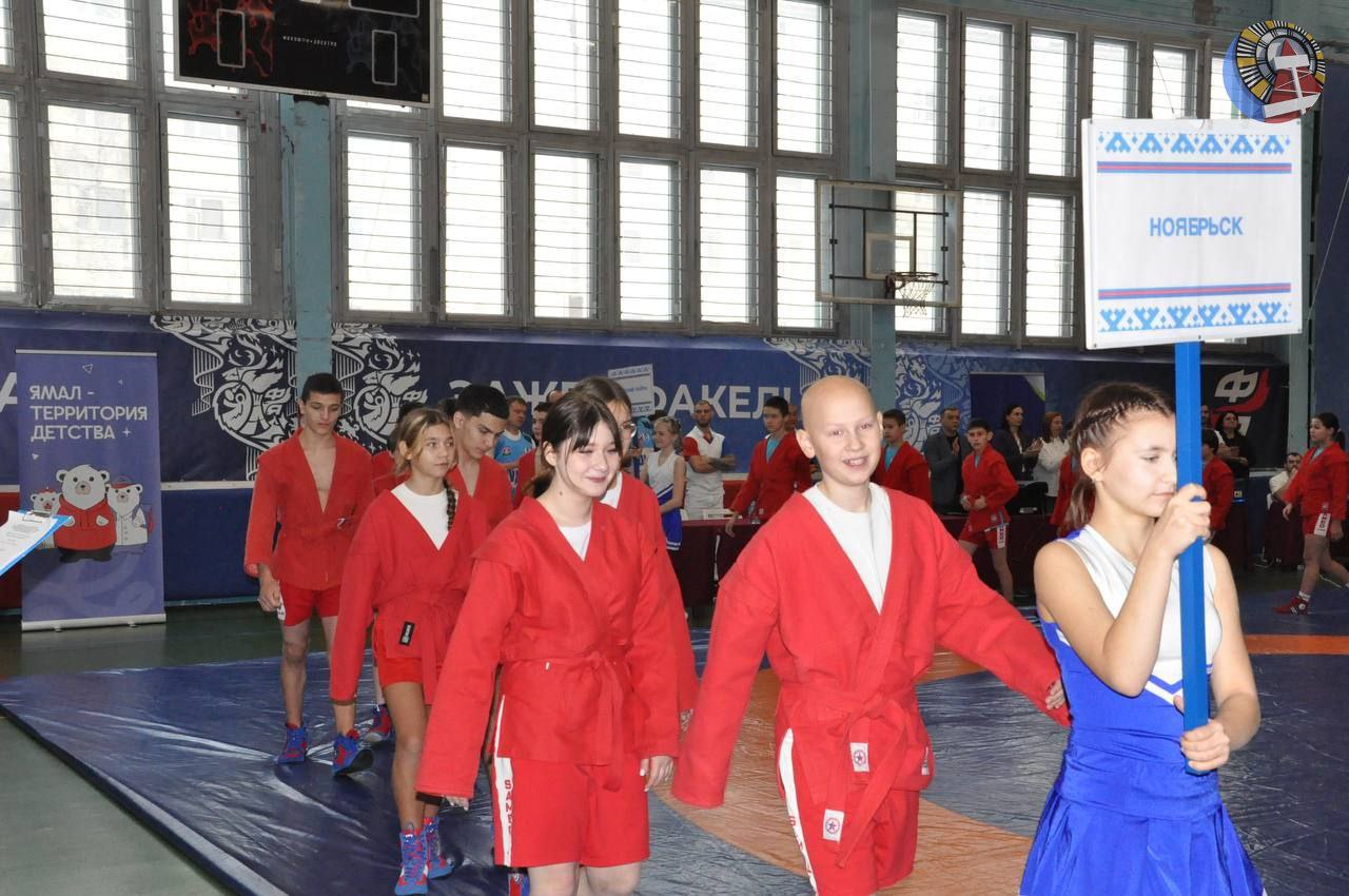 Поздравляем команду 13-й школы Ноябрьска с ярким достижением! Поздравляем команду 13-й школы Ноябрьска с ярким достижением!