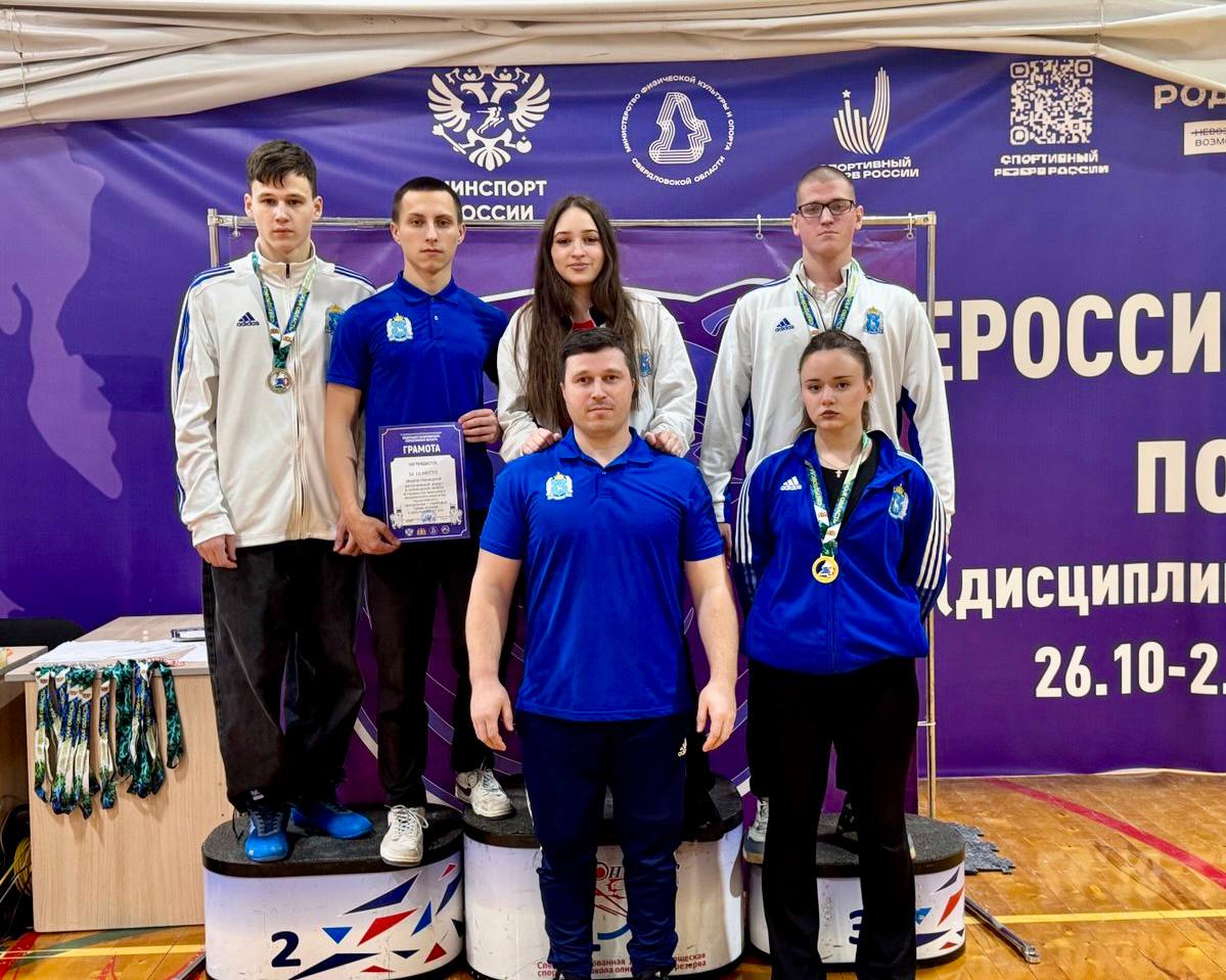 Ямальские пауэрлифтеры завоевали 13 наград на первенстве Урала