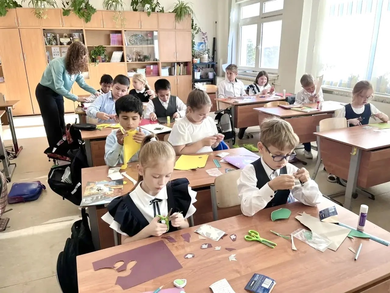 В Ноябрьске школьники создали свои световозвращающие элементы для безопасности В Ноябрьске школьники создали свои световозвращающие элементы для безопасности