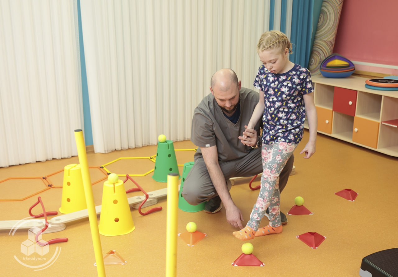 В Надыме работают специалисты реабилитационного центра "Движение жизни" из Тюмени В Надыме работают специалисты реабилитационного центра "Движение жизни" из Тюмени