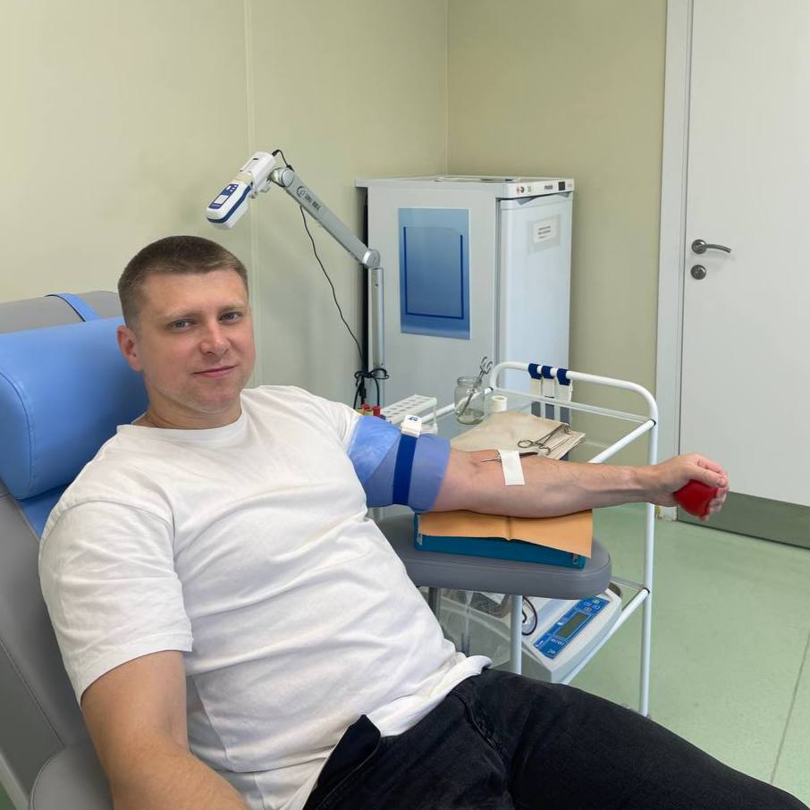 Доброволец, врач, донор — о герое нашего времени Доброволец, врач, донор — о герое нашего времени