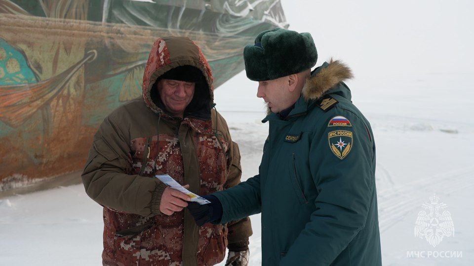 Рейд по безопасности на водных объектах в Аксарке