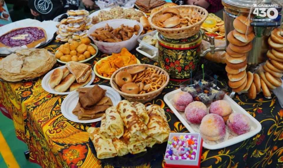 В школе №6 прошла благотворительная ярмарка «Мы вместе»